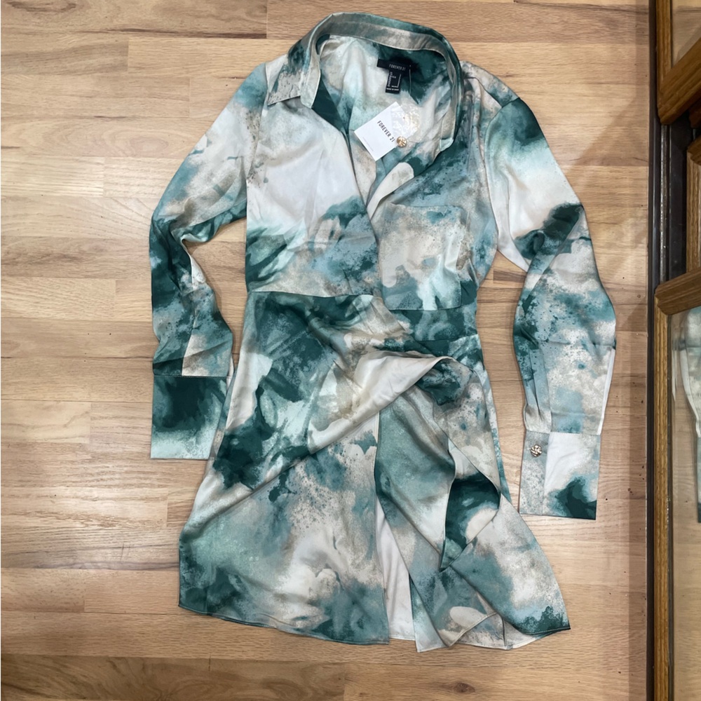 Forever 21 wrap dress S - Picture 4 of 5